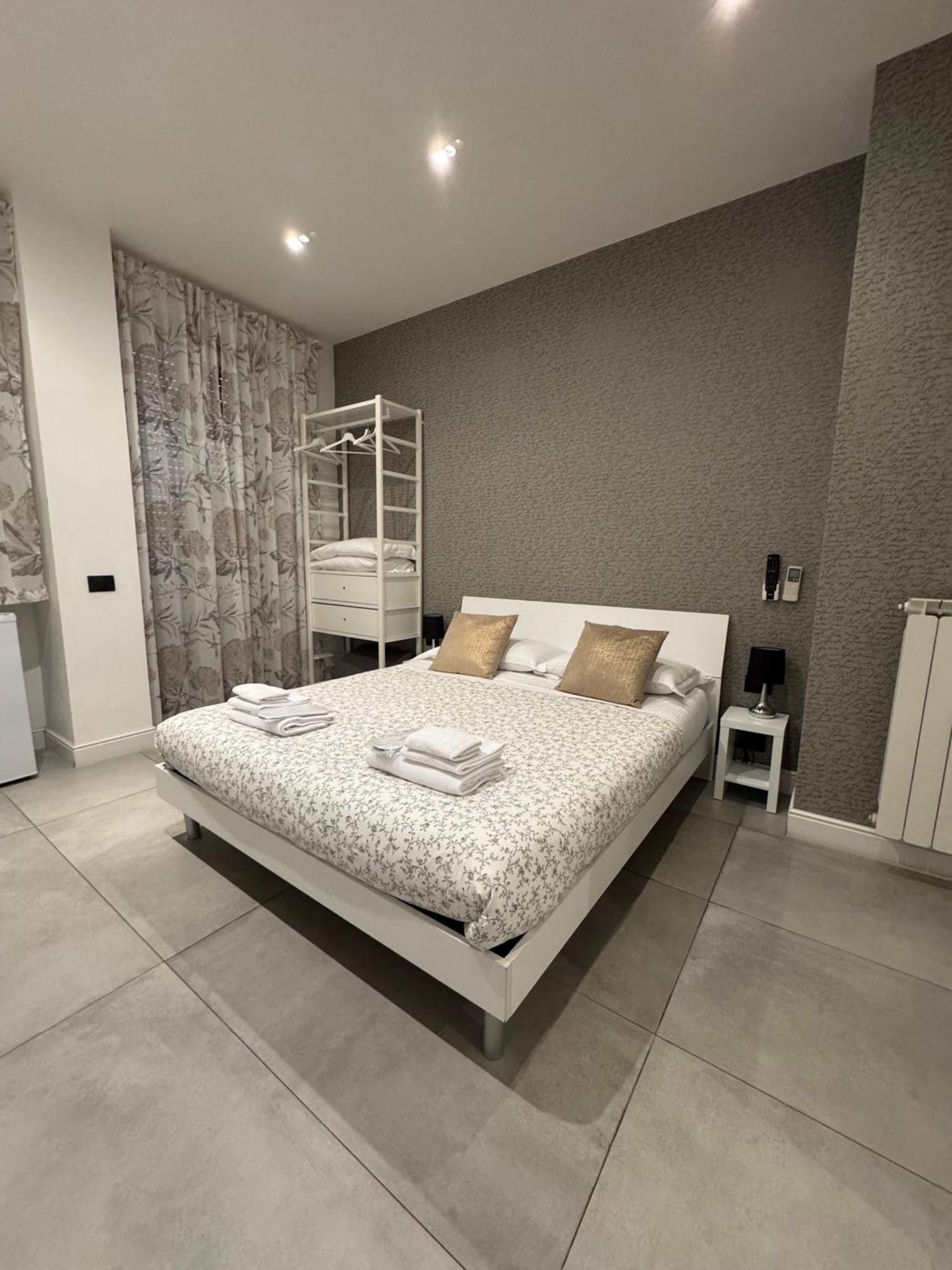 Flaminio Holidays Pensionat *